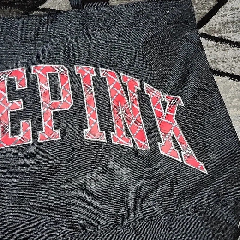 VS PINK BLACK CANVAS 2022 EMBROIDERED SILVER SHINE PLAID LOVE PINK FULL-…